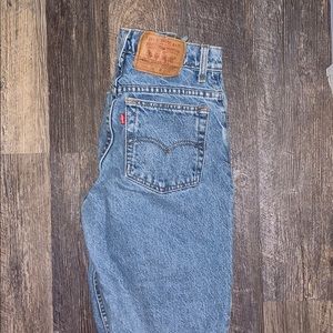 Vintage Levi’s mom jeans